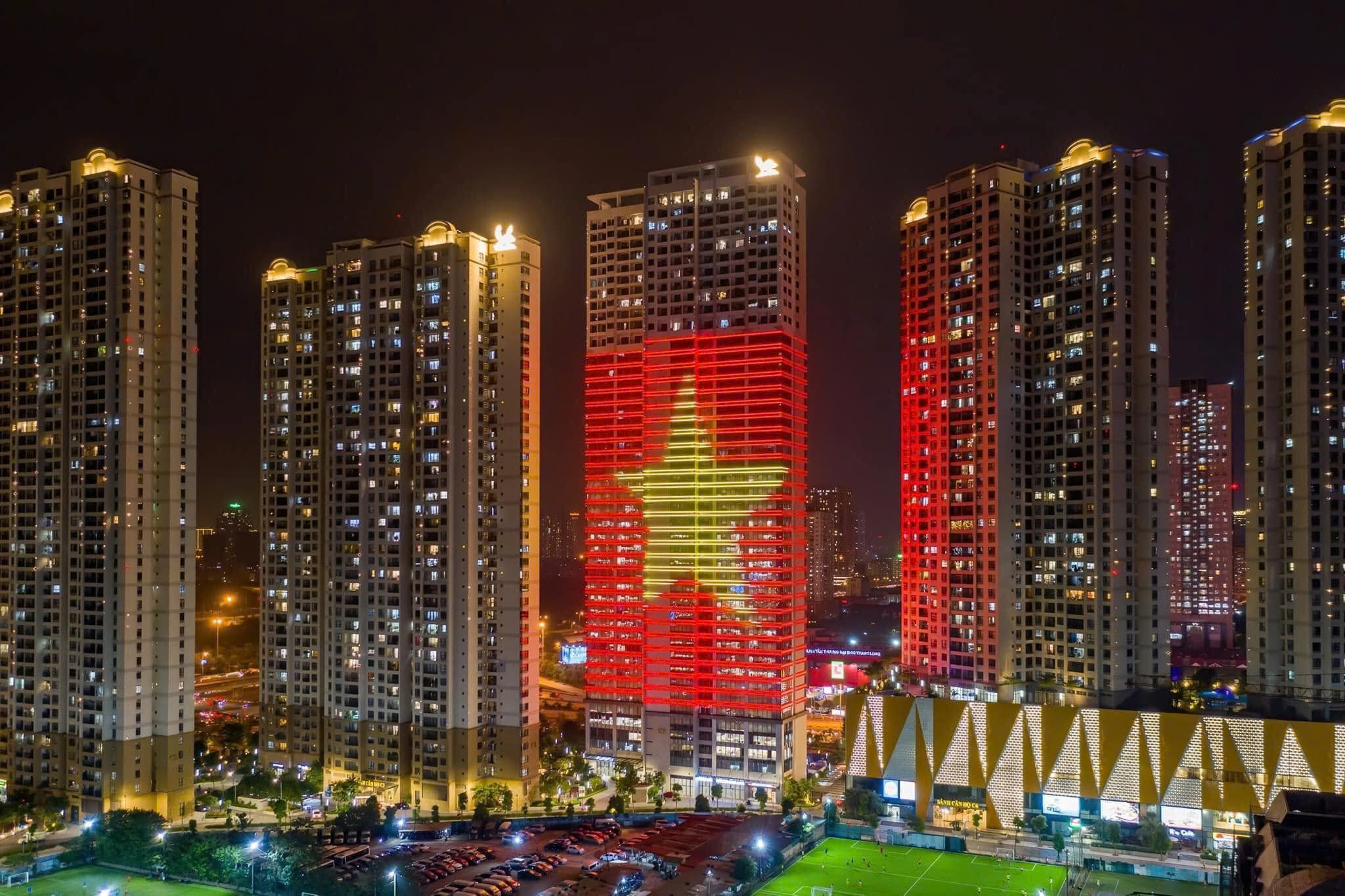 BÁN GẤP CĂN 2PN VIEW HỒ 83m² TẠI Vinhomes D'Capitale