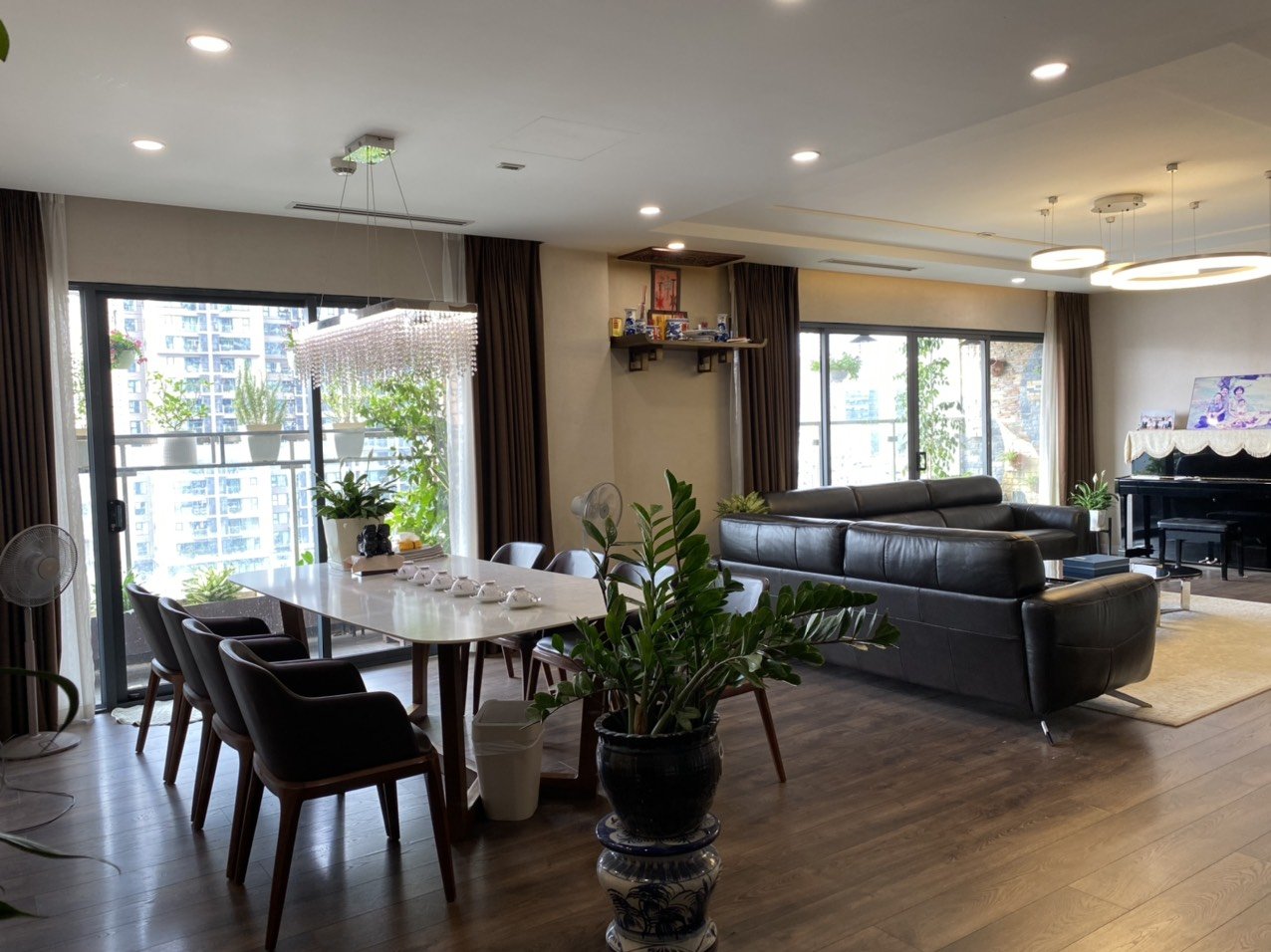 Bán gấp căn góc 3PN - 97m2 tại Imperia Garden, SHLD giá tốt