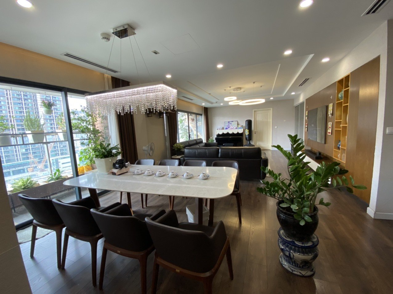 Bán gấp căn góc 3PN - 97m2 tại Imperia Garden, SHLD giá tốt