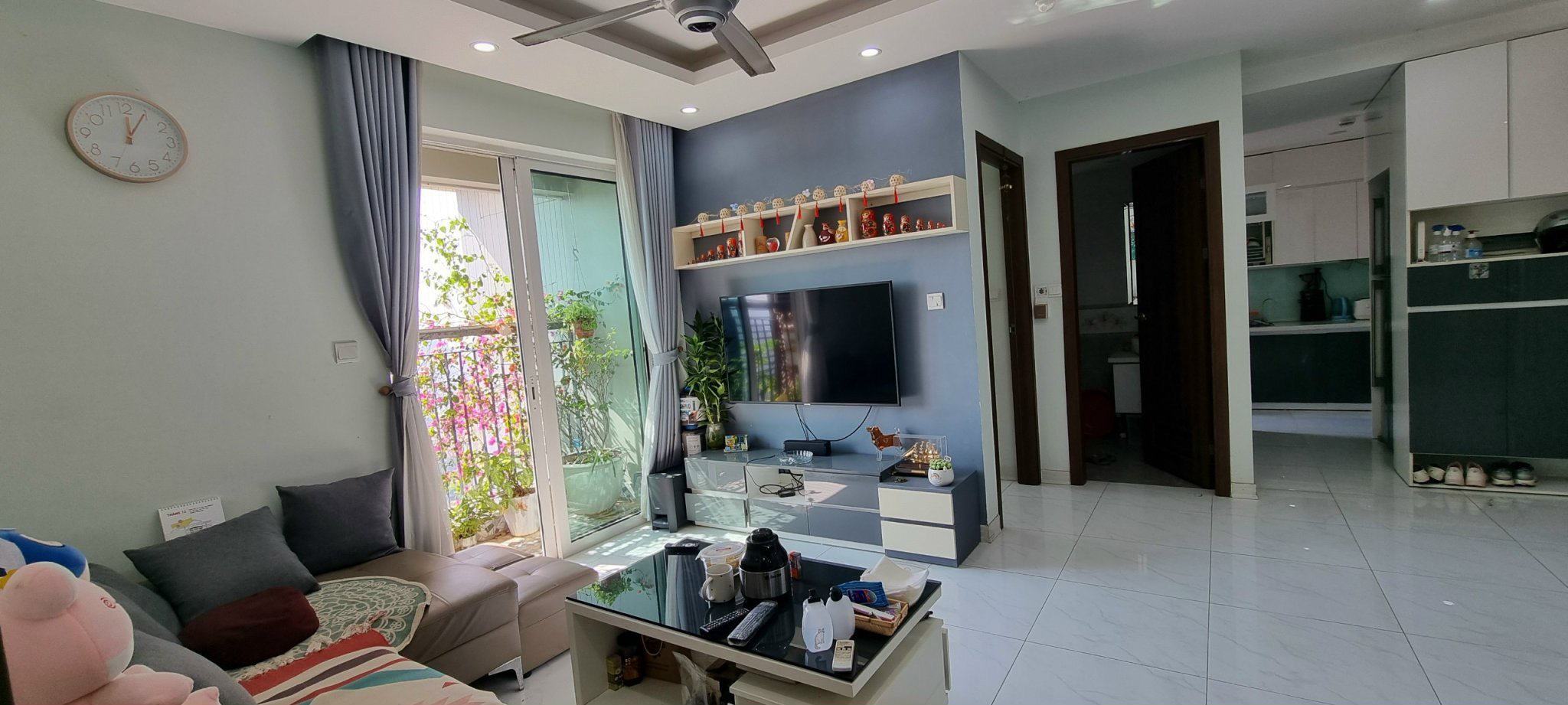 Bán căn hộ 2 ngủ rộng 81m2 tại Seasons Avenue giá tốt
