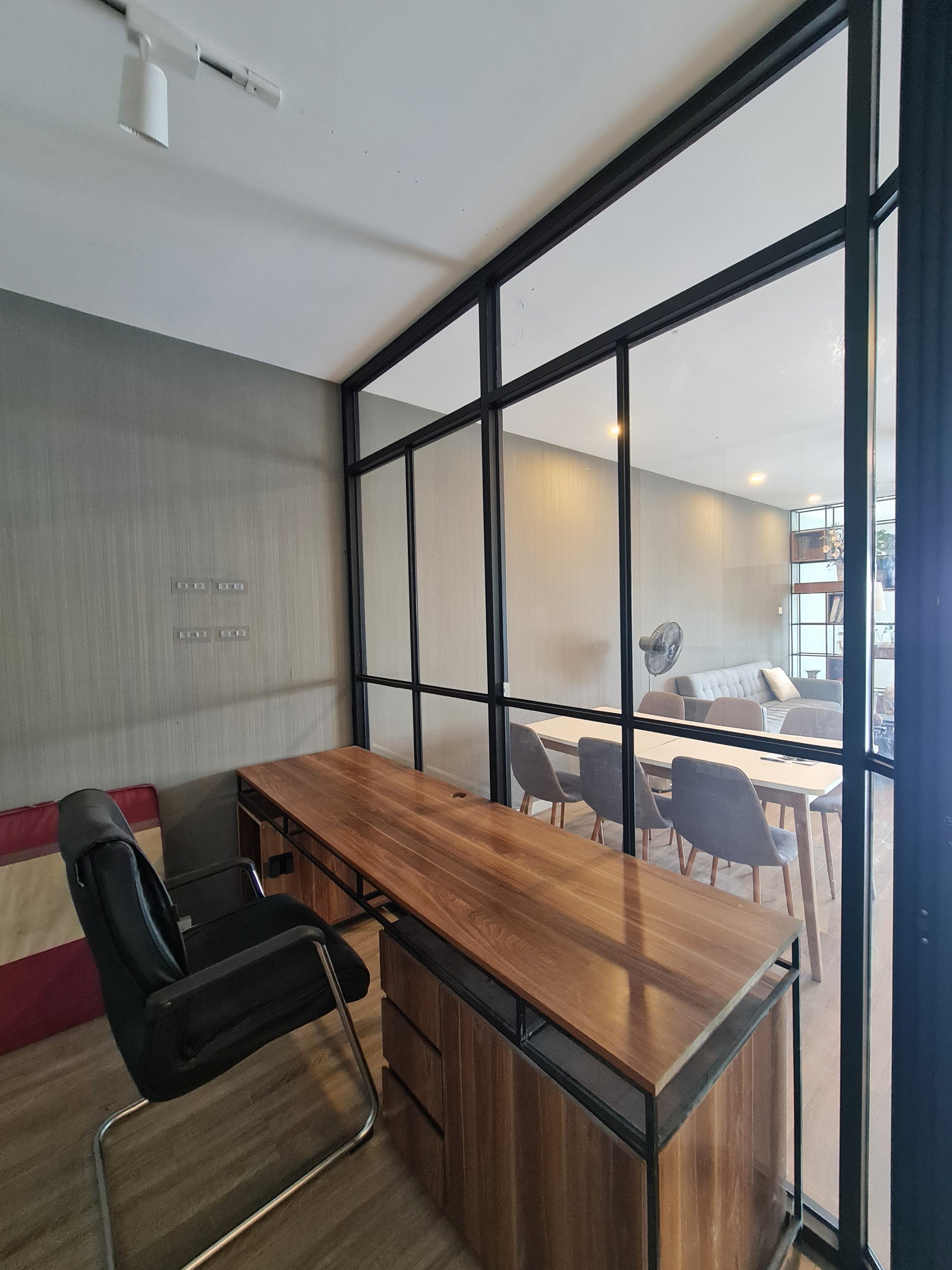 Bán căn hộ 3 ngủ tại Mulberry Lane