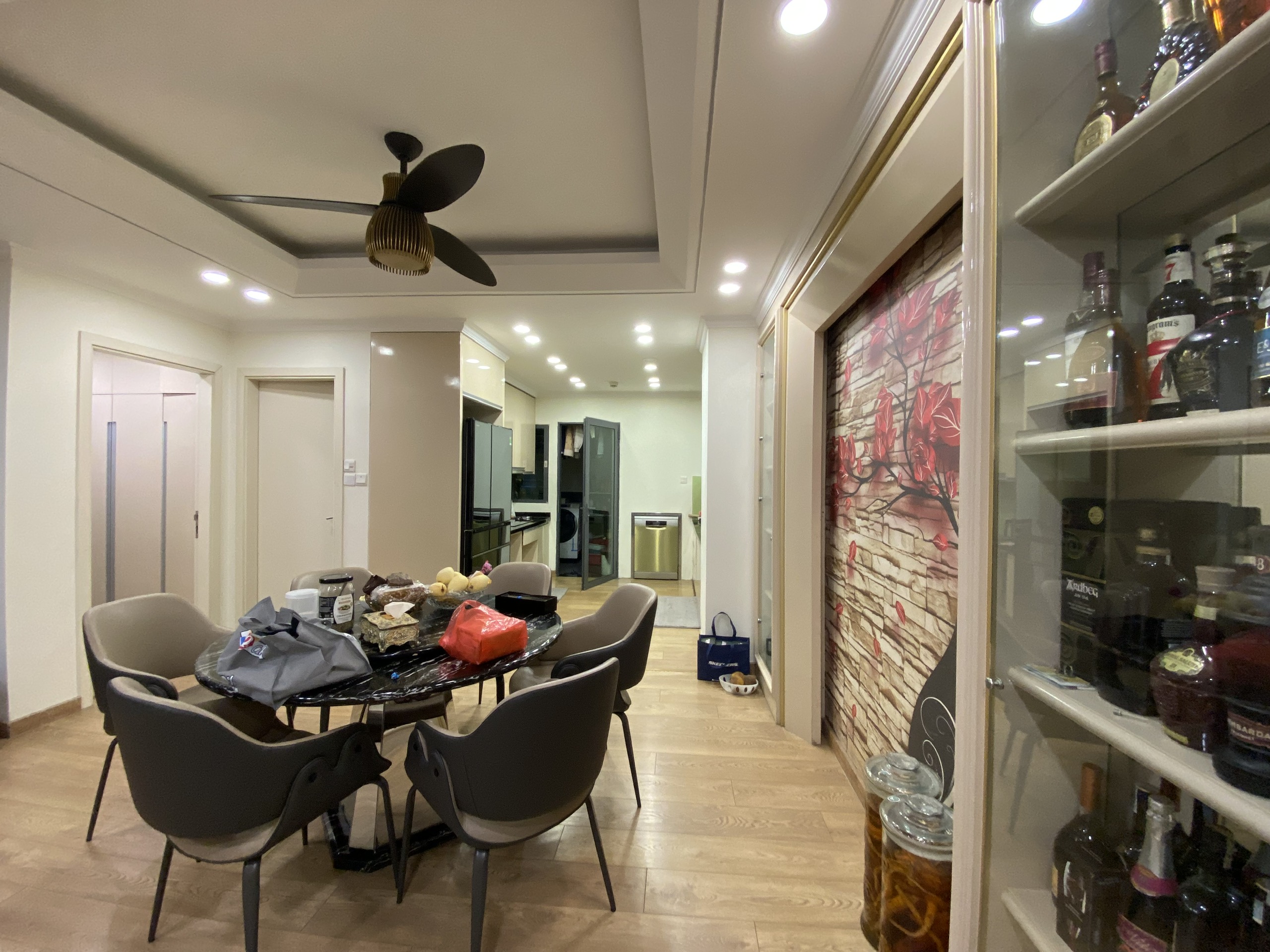 Bán căn hộ 3 ngủ 187m2 giá 12.8 tỷ tại Mulberry Lane