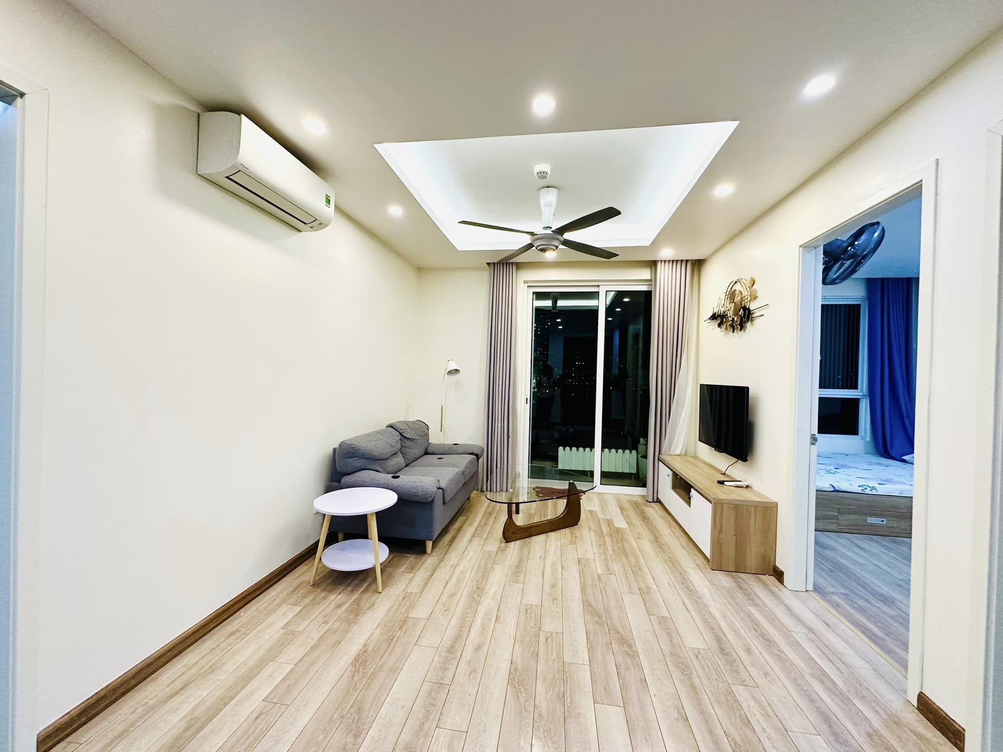 Bán căn hộ Seasons Avenue 2 ngủ giá 7.4 tỷ